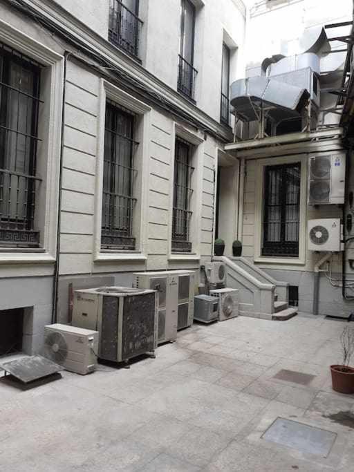 Acogedor Apartamento En Gran Via มาดริด ภายนอก รูปภาพ